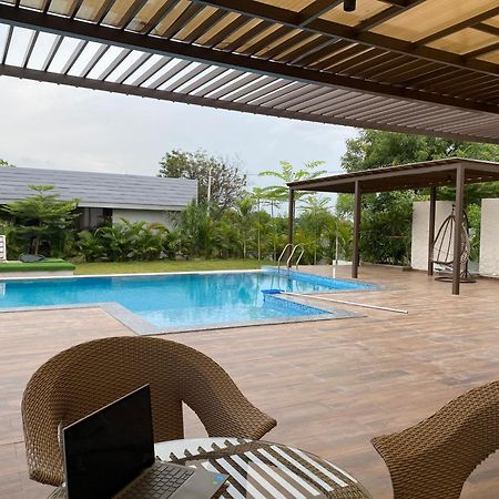 V R Farms Exotic Villa Venkatāpur Екстериор снимка