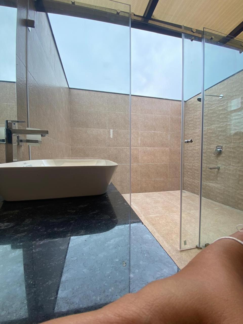 V R Farms Exotic Villa Venkatāpur Екстериор снимка