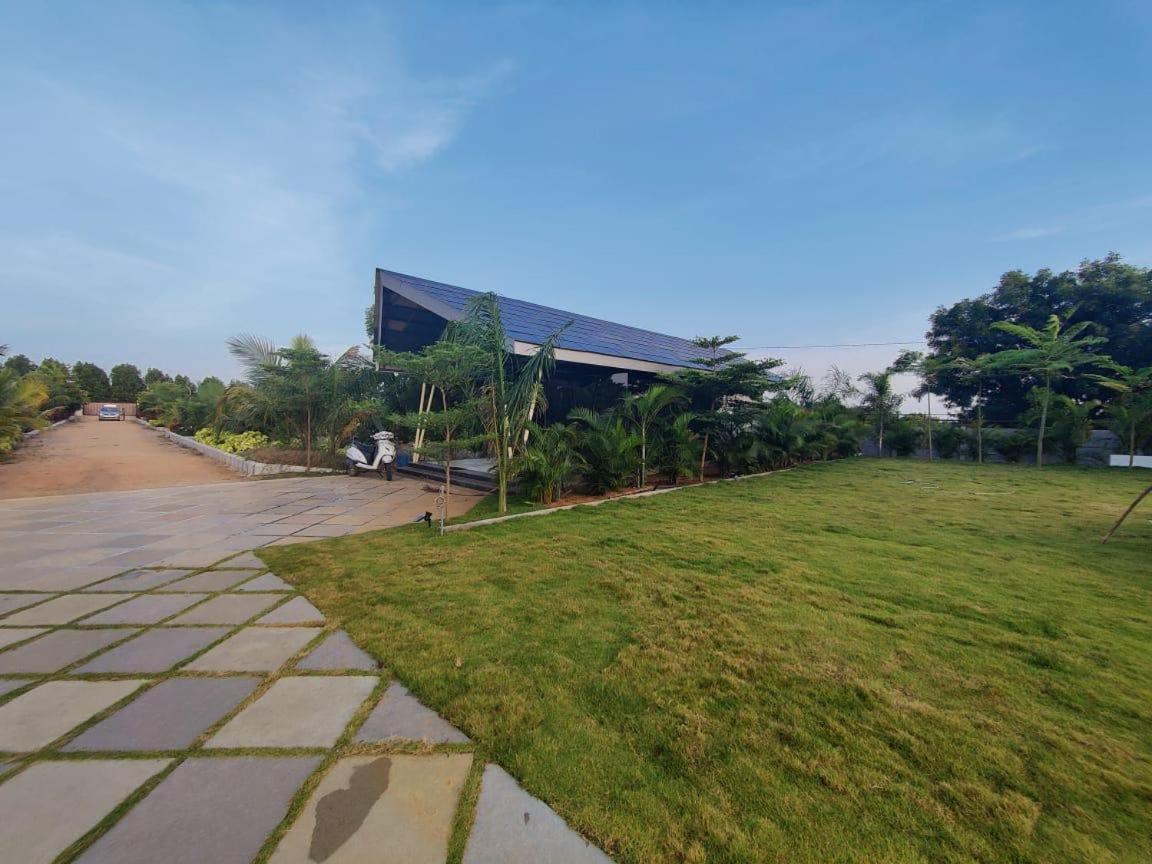 V R Farms Exotic Villa Venkatāpur Екстериор снимка