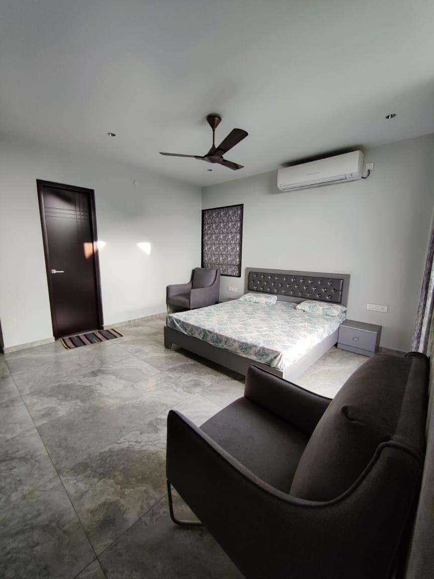 V R Farms Exotic Villa Venkatāpur Екстериор снимка